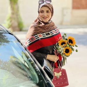 روسری سیا اسکارف فندی