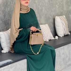 عبای نگین‌دارِ رنگی